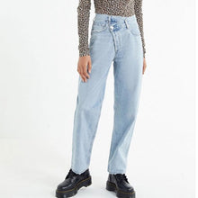 Load image into Gallery viewer, 2019 high street loose fit full length Jeans Women mid Waist wide leg straight Denim Pants no Stretch solid casual Jeans women
