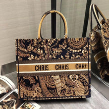 Load image into Gallery viewer, Book tote collection embroidery bags for women 2020 amazing handbag elegant bolso mujer fashion torebki damskie unique tote bag
