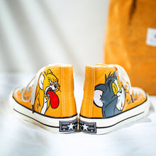 Load image into Gallery viewer, Cao Hàng Đầu Hoạt Hình Mới Vải Cotton Nữ Mùa Đông Ấm Plus Nhung Vải Canvas Nam Và Nữ Sinh Viên Cặp Đôi Giày Thường
